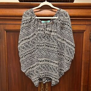 Karlie Black and White Patterned Blouse